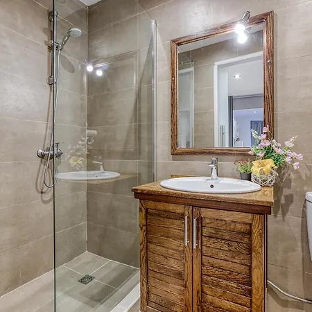 Stylish 1bedroom In The Heart Of St Julians 201 *