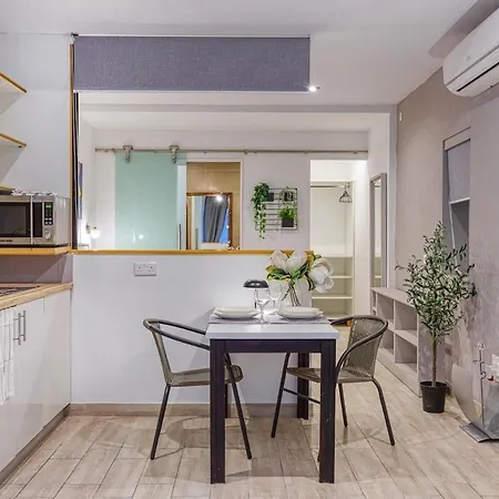 Apartment Stylish 1bedroom In The Heart Of St Julians 201